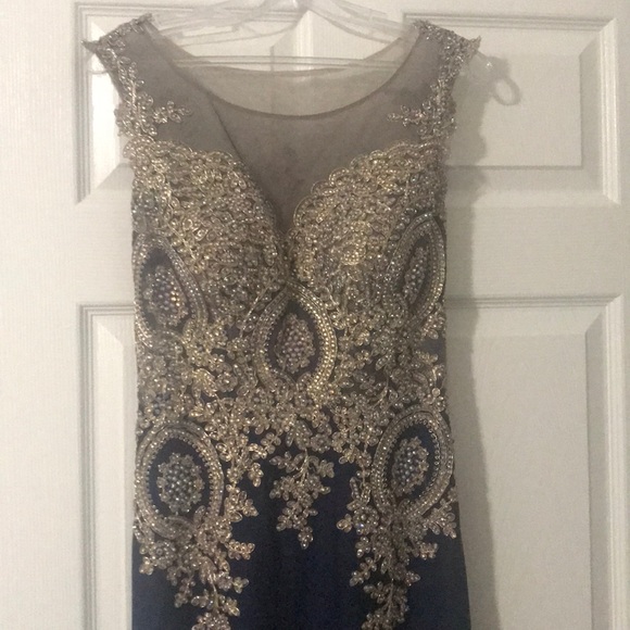 Prom Dress - Picture 2 of 7